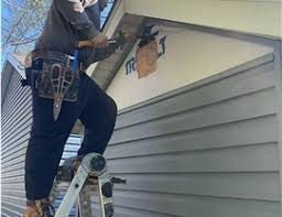 Siding Removal and Disposal in Shady Cove, OR